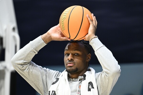 Bronny clearance james basketball